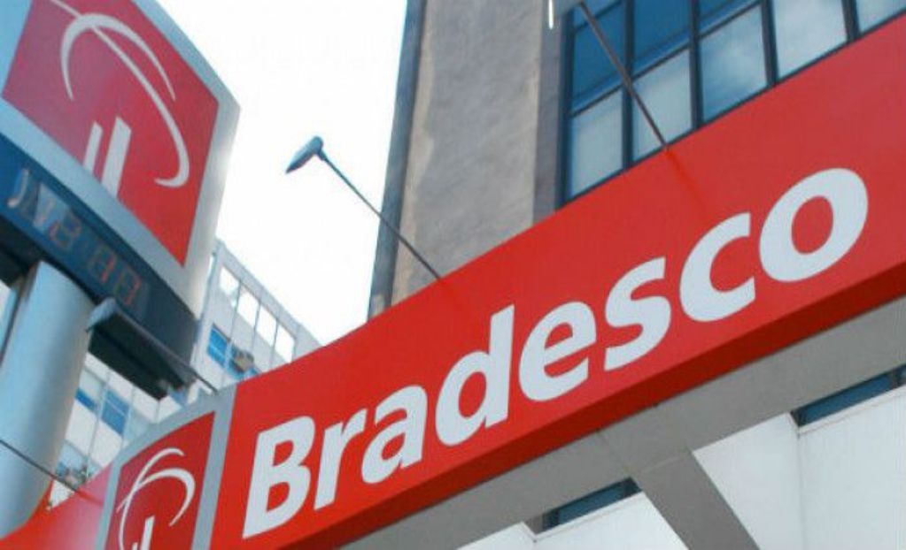 Sindicato dos Bancrios de Presidente Prudente - Mesmo com lucro bilionrio, Bradesco anuncia fechamento de agncias